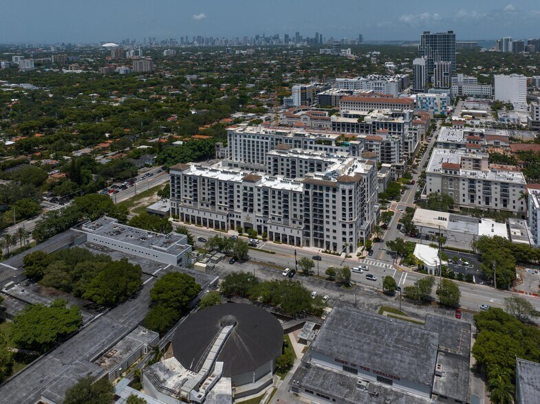 More Photos Of 301 Altara Ave, Coral Gables Apartments For Sale