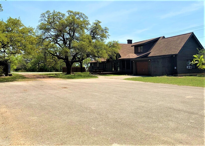 More Photos Of 4225 E Highway 290, Dripping Springs Office For Sale