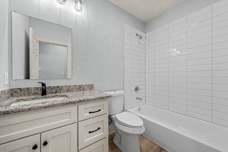 More Photos Of 711 4th St, Eddy Specialty For Sale