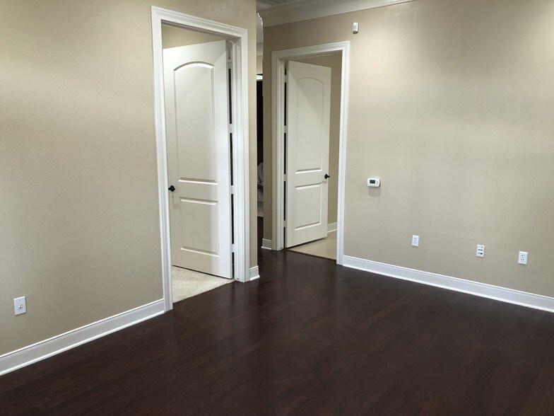 More Photos Of 4501 Cartwright Rd, Missouri City Medical For Sale