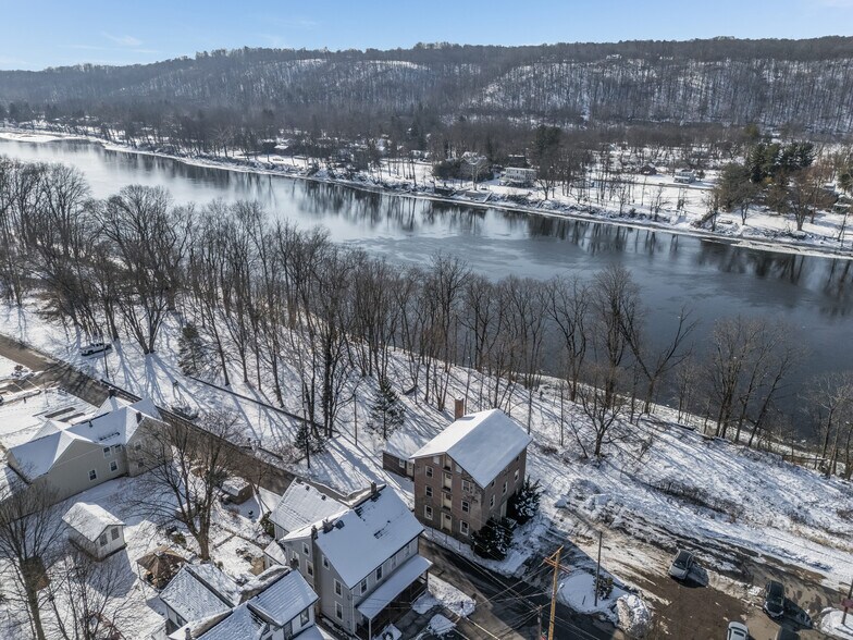 More Photos Of 10 Green St, Milford Specialty For Sale