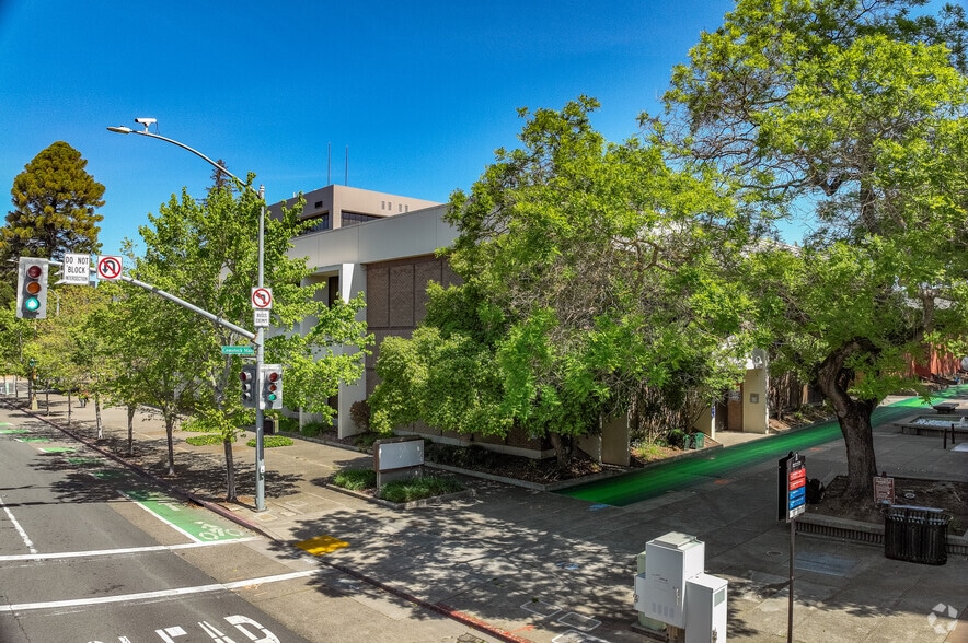 More Photos Of 10 Santa Rosa Ave, Santa Rosa Office For Sale