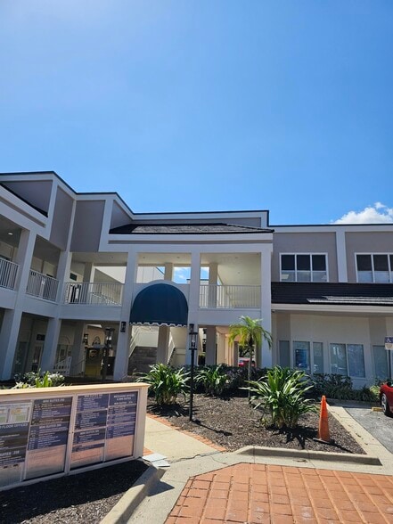 More Photos Of 218-384 Wilshire Blvd, Casselberry Office For Lease