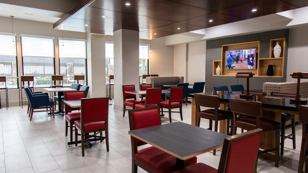 More Photos Of 2440 Gulf Fwy, Texas City Hotel For Sale