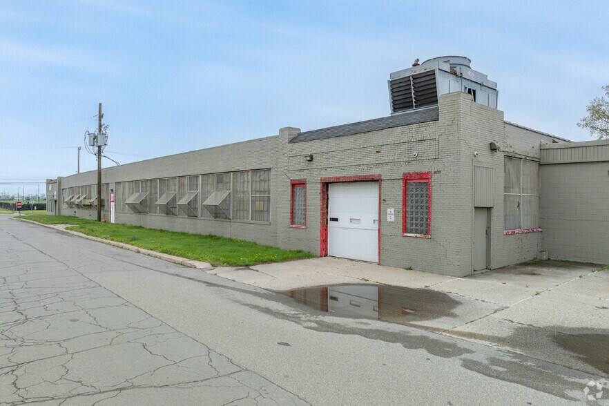 More Photos Of 401 Saint Jean St, Detroit Warehouse For Sale