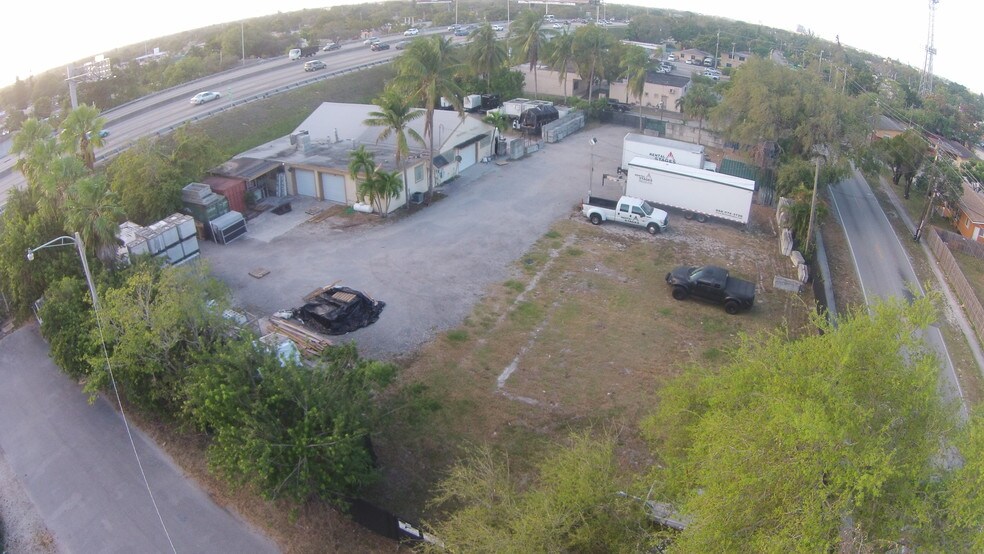 More Photos Of 6205 Buchanan St, Hollywood Warehouse For Sale