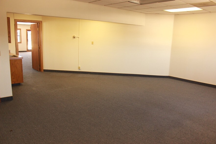 More Photos Of 83407 US Highway 111, Indio Auto Dealership For Sale