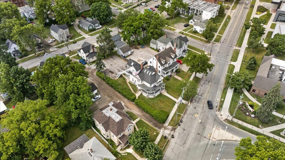 More Photos Of 415 W Forest Ave, Ypsilanti Sorority Fraternity House For Sale