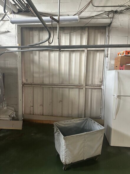 More Photos Of 1152 Court St, Clearwater Freestanding For Sale