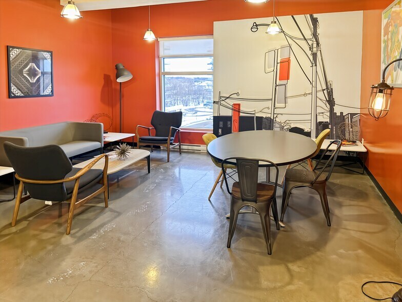 More Photos Of 1190B Rue De Courchevel, Lévis Coworking Space