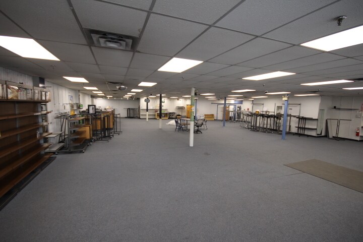 More Photos Of 1233 Main St, Worcester Storefront Retail Office For Lease