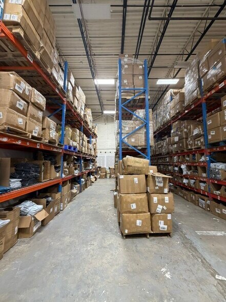 More Photos Of 371 Little Falls Rd, Cedar Grove Warehouse For Lease
