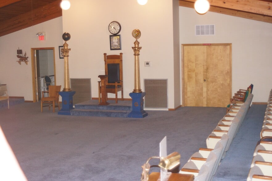 More Photos Of 13417 W 94th St, Lenexa Lodge Meeting Hall For Sale