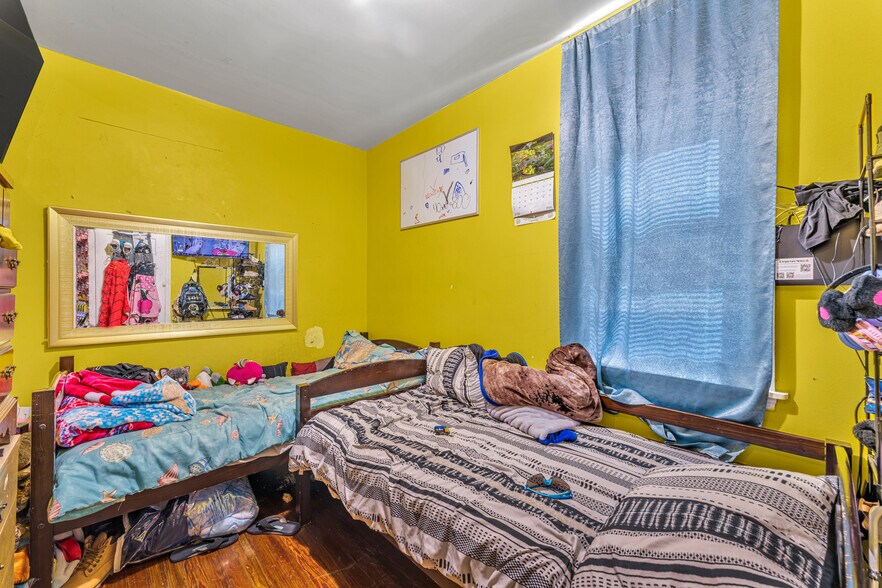 More Photos Of 3807 Pacific Ave, Wildwood Office Residential For Sale