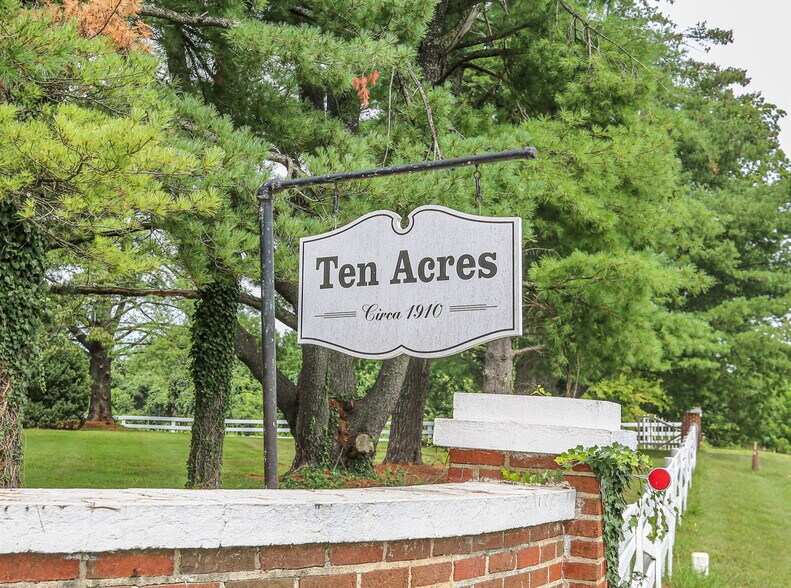 More Photos Of 590 N Madison Rd, Orange Land For Sale