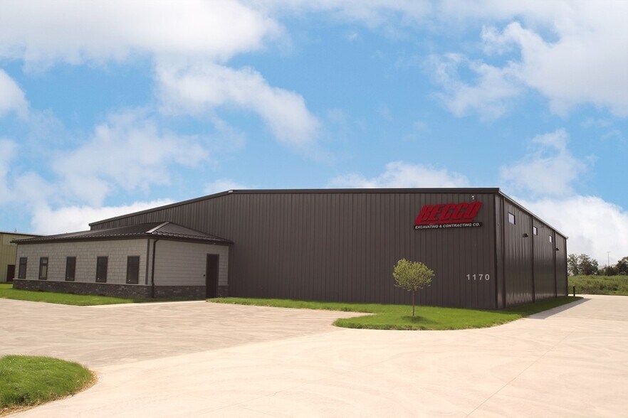 Primary Photo Of 1170 W Smith Rd, Medina Industrial For Lease