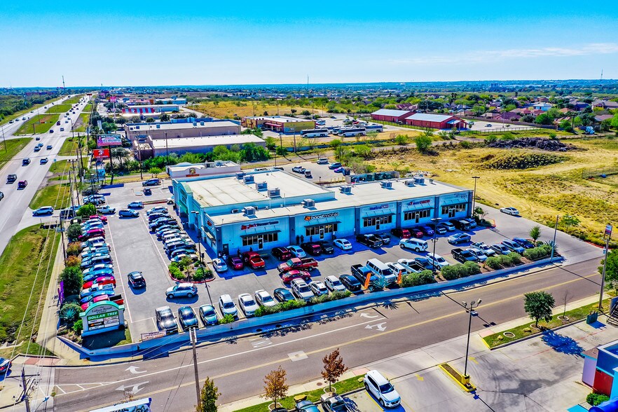 More Photos Of 3702 US Hwy 83, Laredo Freestanding For Lease