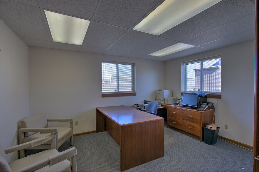 More Photos Of 1895 Frontage Rd, Mora Manufacturing For Sale