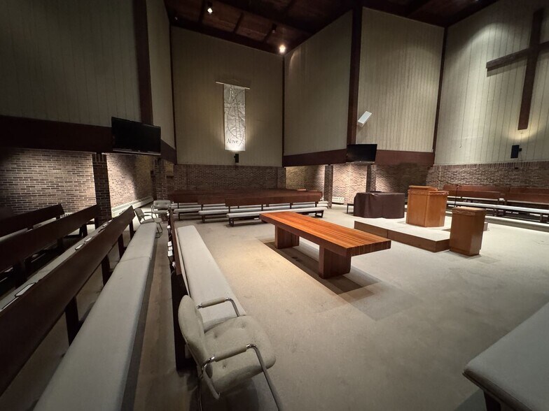 More Photos Of 5225 Calkins Rd, Flint Religious Facility For Sale