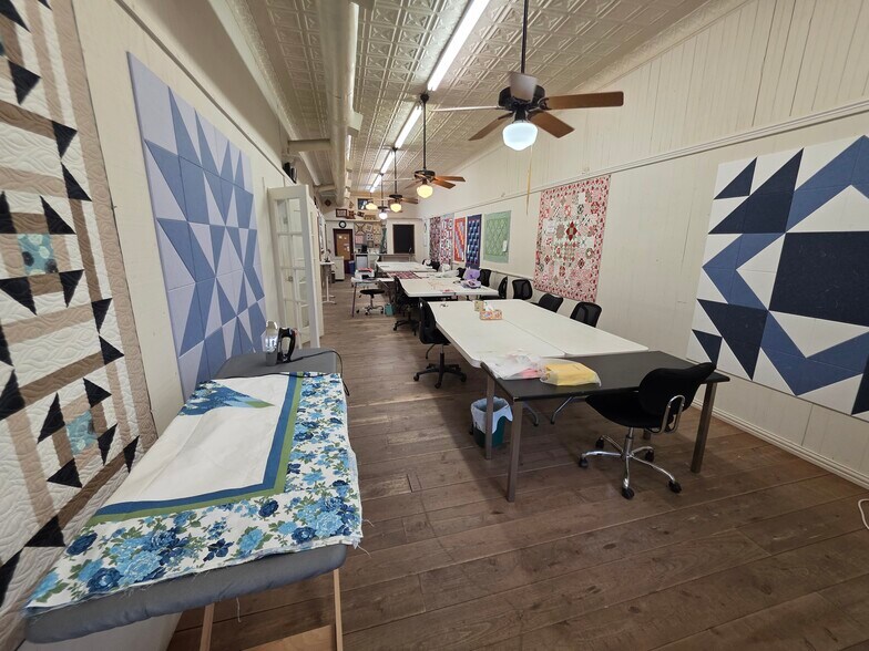More Photos Of , Carrollton General Retail For Sale