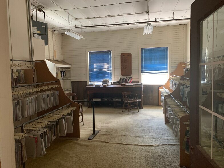 More Photos Of 47 N Main St, Honeoye Falls Flex For Sale