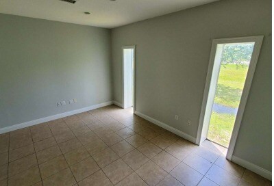 More Photos Of 107 Industrial Ct, Freeport Industrial For Sale