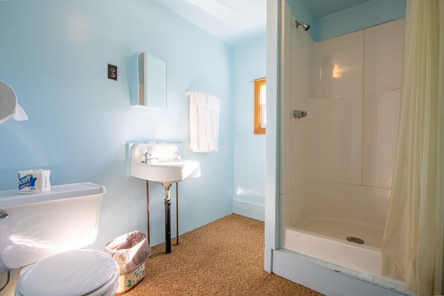 More Photos Of 263 Como Rd, Lake Como Specialty For Sale