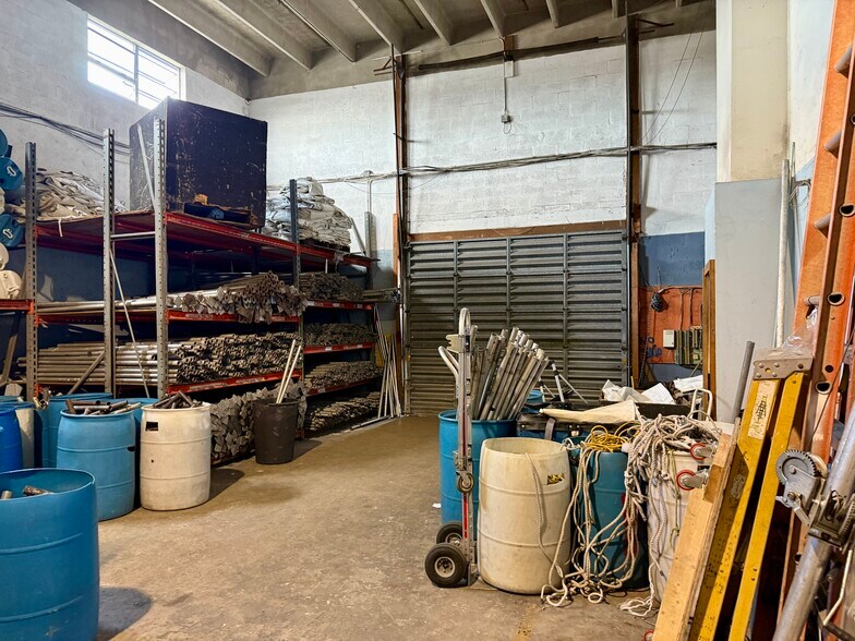 More Photos Of 8000 NW 56th St, Miami Warehouse For Lease