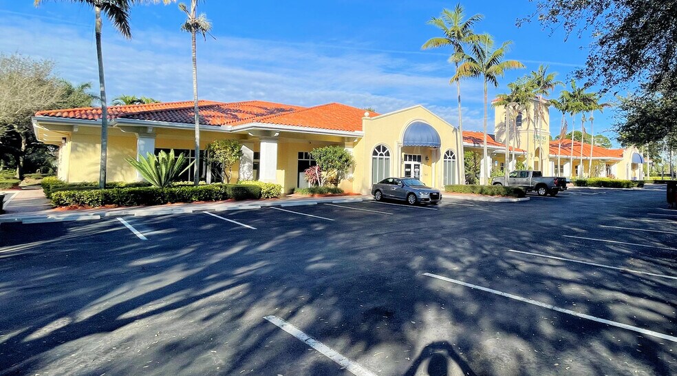 More Photos Of 1680 S Central Blvd, Jupiter Medical For Lease