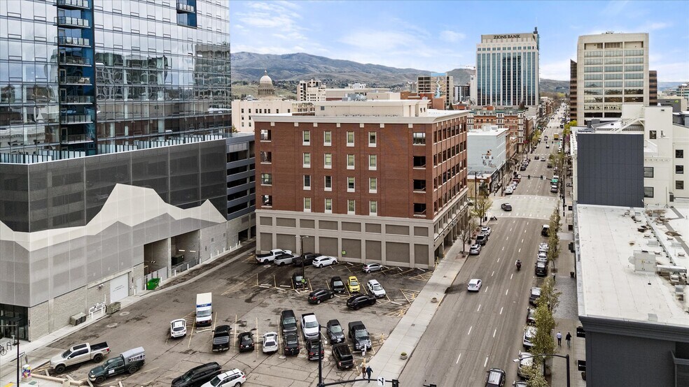 More Photos Of 1112 W Main St, Boise Apartments For Lease
