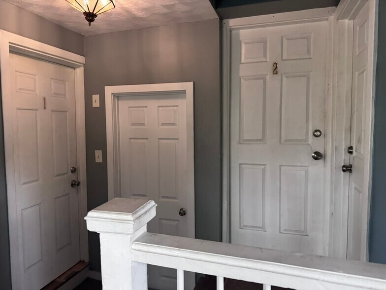 More Photos Of 1023 S Pennsylvania Ave, Lansing Specialty For Sale