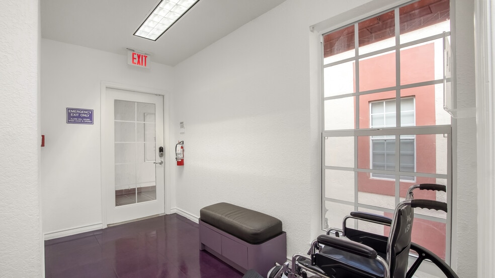 More Photos Of 7777 N University Dr, Tamarac Medical For Sale