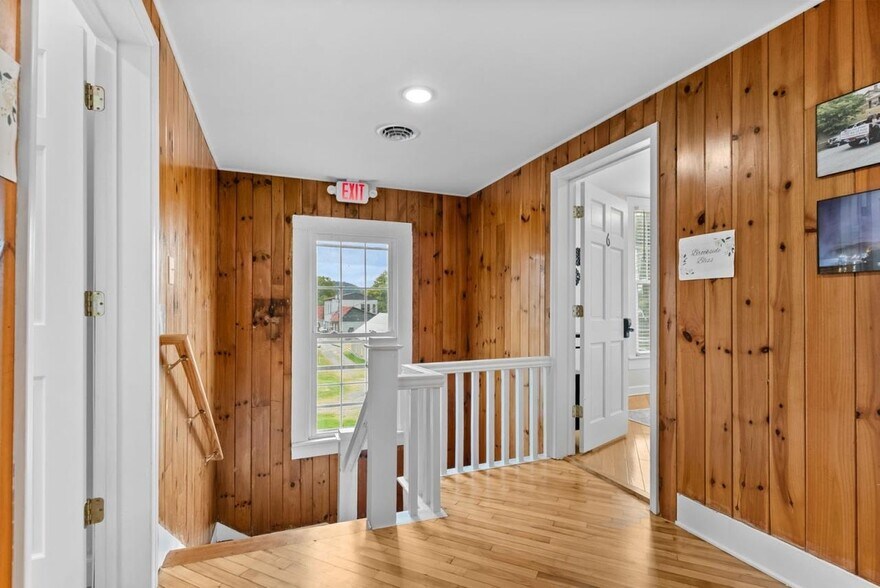 More Photos Of 509 W Main St, Fries Hotel For Sale