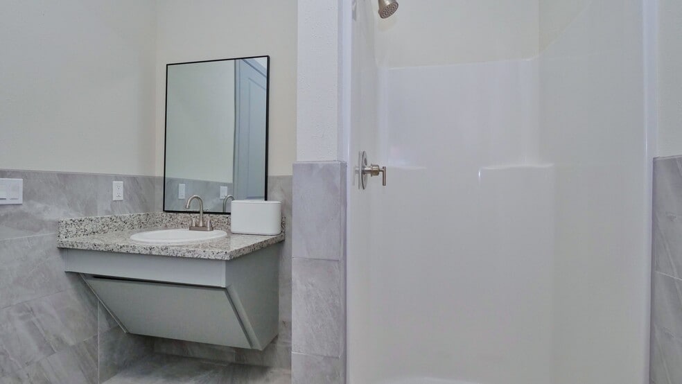 More Photos Of 3730 N Mason Rd, Katy Flex For Lease