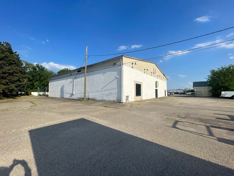 Primary Photo Of 639 S Mill St, Plymouth Apartments For Sale