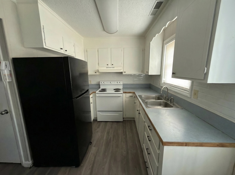 More Photos Of 118 Ethel Dr, Stanley Multifamily For Sale