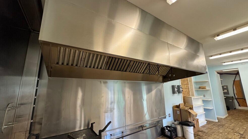 More Photos Of 3001 Moyer Rd, Hellertown Restaurant For Lease