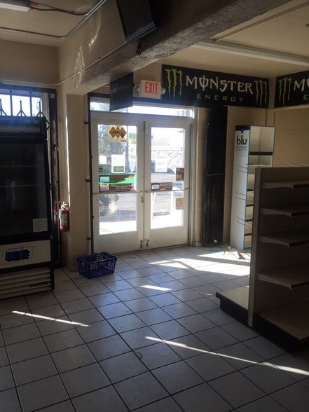 More Photos Of 21-31 W Army St, Henderson Storefront For Sale