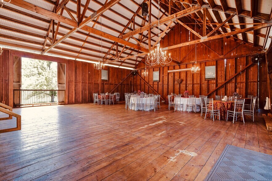 More Photos Of 1902 Jefferson Pike, Brunswick Lodge Meeting Hall For Lease
