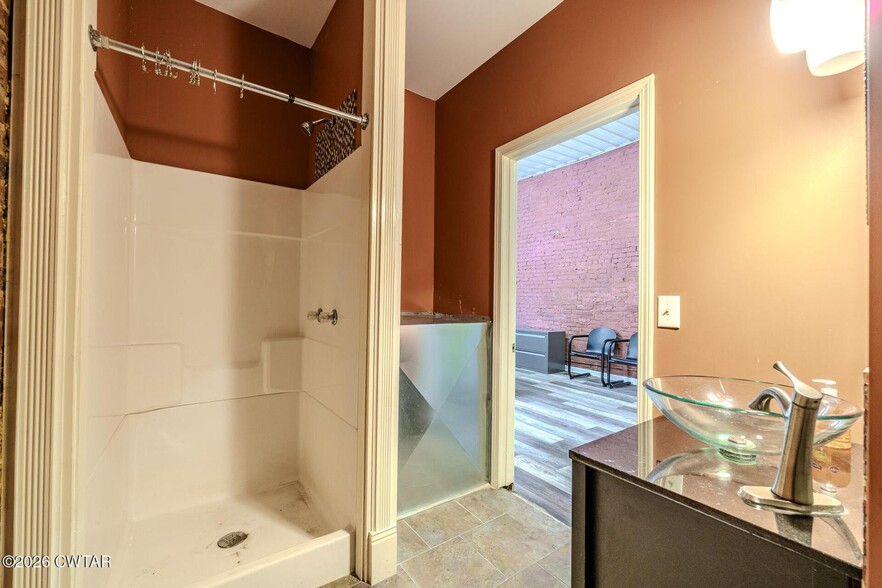 More Photos Of 2372 Cedar St, McKenzie Storefront Retail Office For Sale
