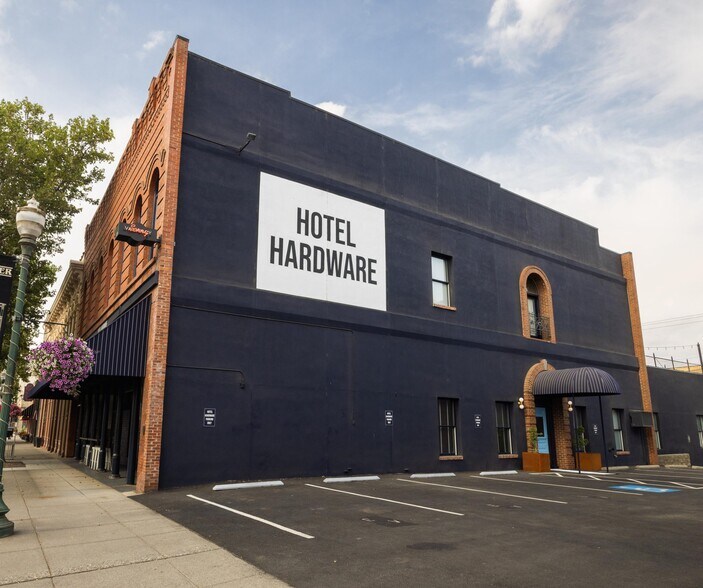 More Photos Of 235 E Main St, Dayton Hospitality For Sale