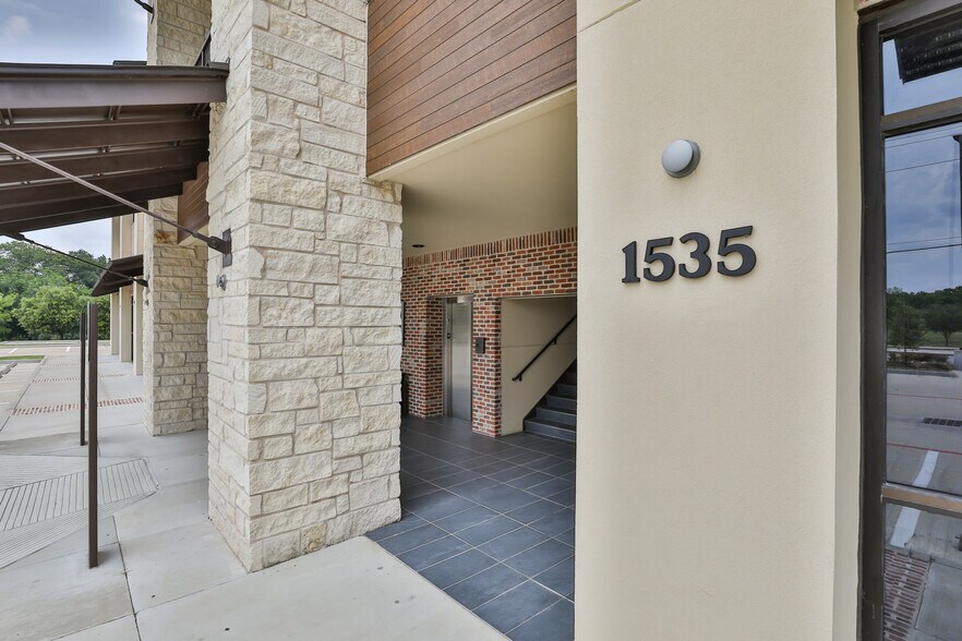 More Photos Of 1535 Cullen Pky, Pearland Medical For Lease