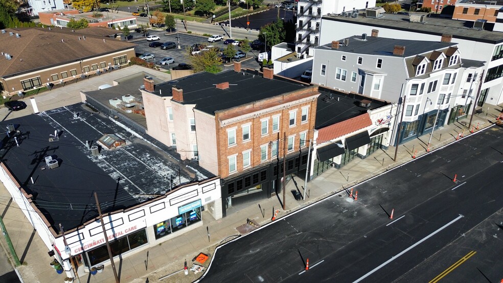 More Photos Of 4539 Montgomery Rd, Cincinnati Storefront Retail Residential For Sale