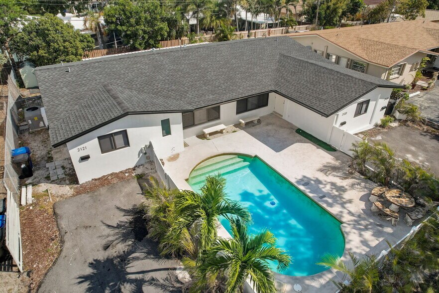 More Photos Of 2121 NE 51st Ct, Fort Lauderdale Apartments For Sale