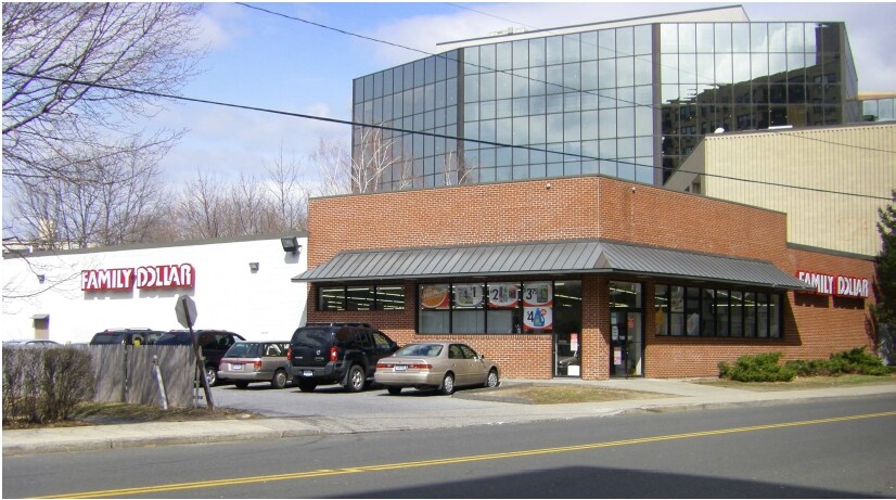 More Photos Of 80 Prospect St, Stamford Freestanding For Lease