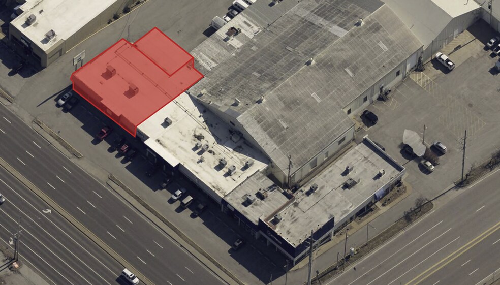 Primary Photo Of 5900-5914 N Lindbergh Blvd, Hazelwood Unknown For Lease