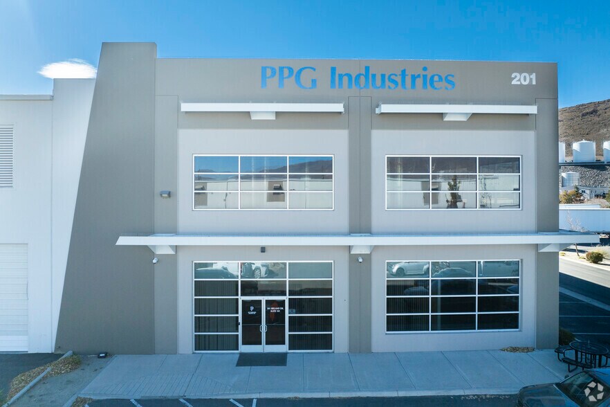 More Photos Of 201 Ireland Dr, Mccarran Distribution For Lease