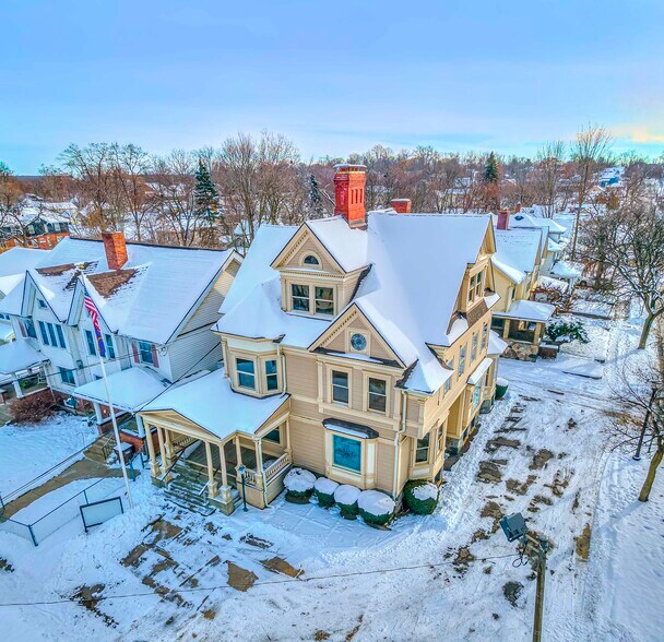 More Photos Of 601 S Jackson St, Jackson Office For Sale