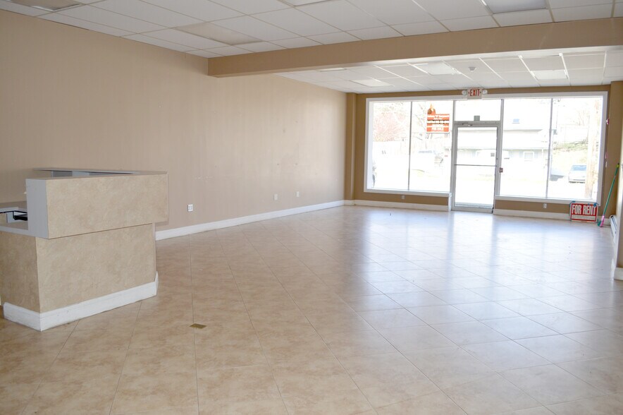 More Photos Of 79 Ramapo Rd, Garnerville Storefront Retail Office For Lease