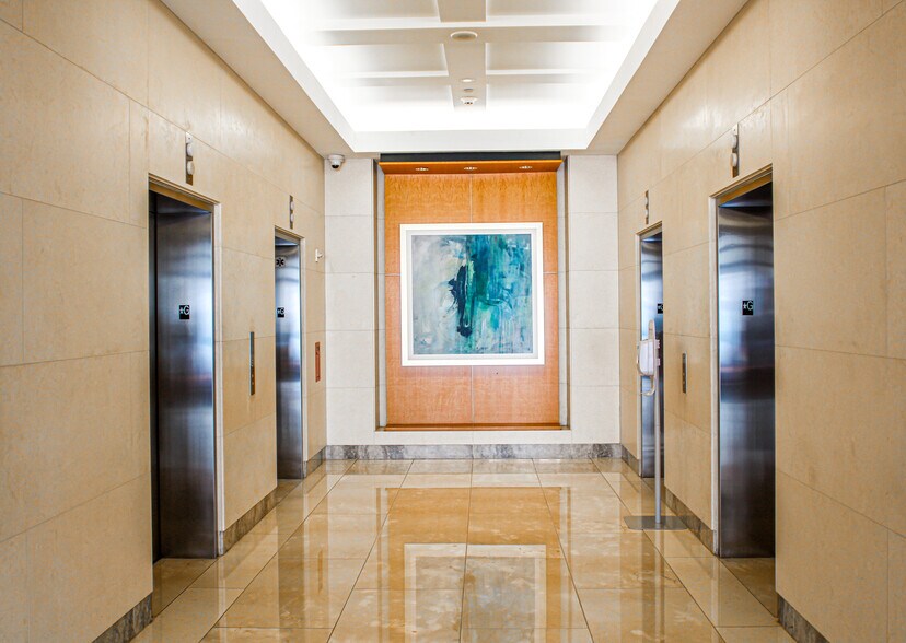 More Photos Of 701 8th St NW, Washington Office For Lease